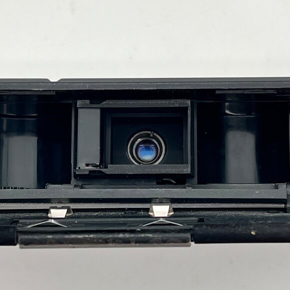 Vivitar 600 Vintage 24mm Compact Film Camera With Flash (UNTESTED) - Picture 11 of 14